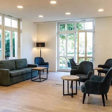 Am Haus 2 2 Апартаменты 4*