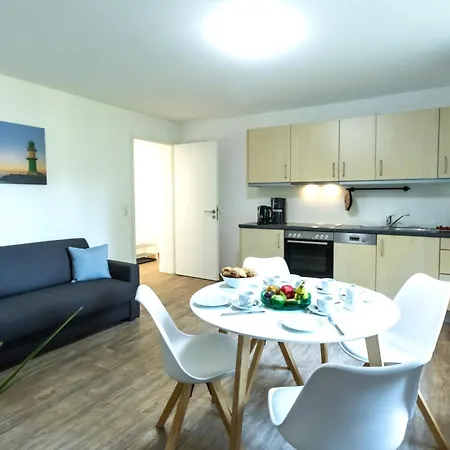 Am Haus 2 2 * Kuehlungsborn
